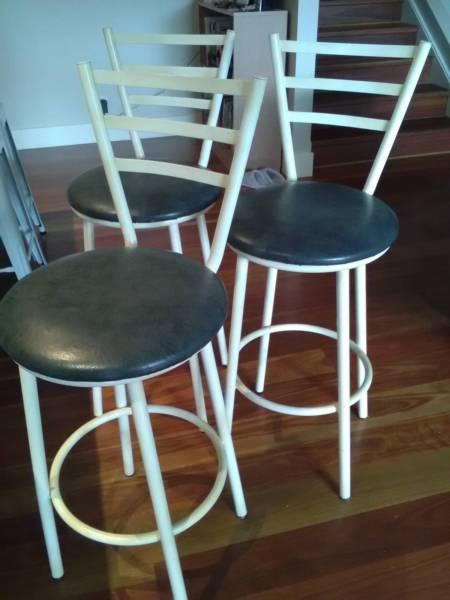 Kitchen stools x3