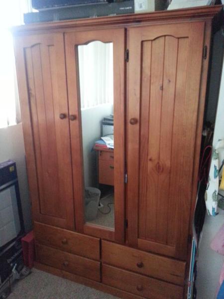 Freestanding Timber 3 Panel Wardrobe - excellent condition