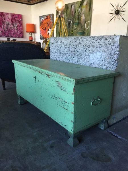 Vintage Toy Glory Box Retro Industrial Wood Storage Coffee Table