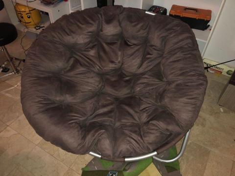 Round comfy seat