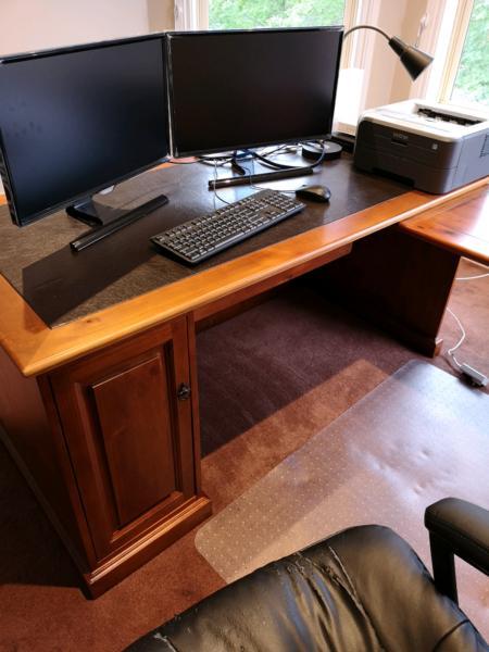 Study table /office table for sale