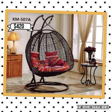 ** NEW TWO SEATER EGG CHAIR** Free cushion