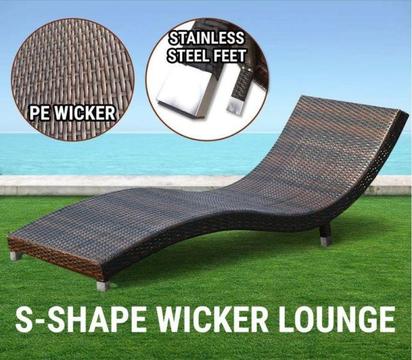 S-Shape Wicker Lounge Rattan Beach Sun Lounge Bed Furniture Chair