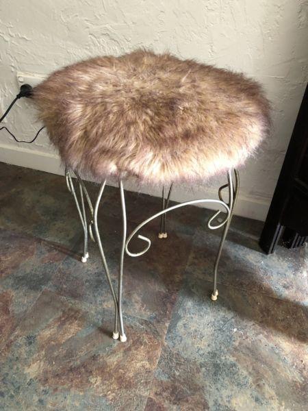 Dressing Room Chair Stool