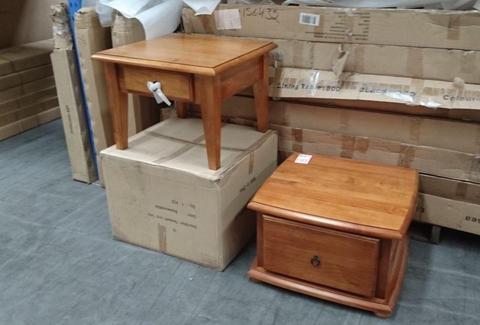Solid Pine Lamp Table Side Table Coffee Table New in Box