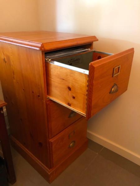 Wooden 3 Drawer Filing Cabinet