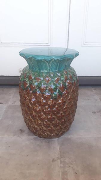 Pineapple Plant Pot Stand