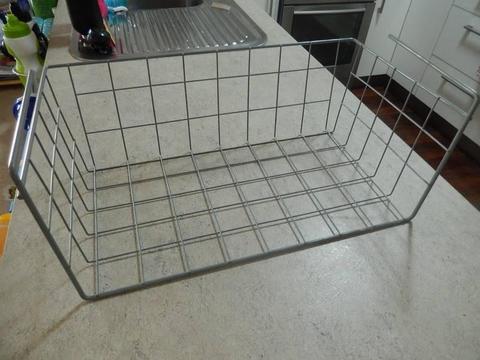 Undershelf Wire Basket