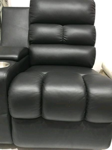 NEW LEATHER RECLINER
