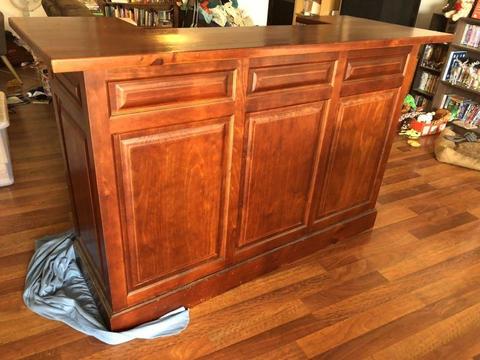 jarrah stained bar used