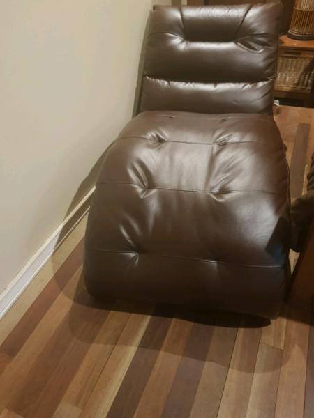 PU LEATHER CHAISE.. EXCELLENT CONDITION