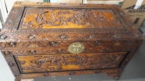 Oriental chest Extra large