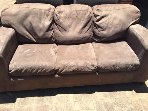 Free 3 seater couch (fold out sofa bed)