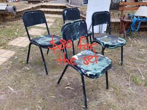 Set of 4 retro metal chairs