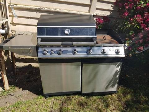 Large 4 Burner BBQ