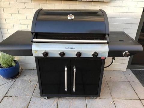 Beefmaster 4 Burner BBQ with wok burner - $250 ONO
