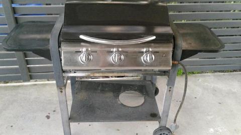 JUMBUCK BBQ WITH COVER