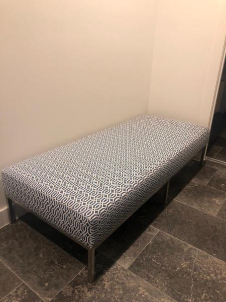 Hamptons style ottoman in excellent condition