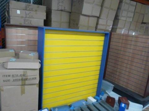 COMMERCIAL DISPLAY SHELF - OFFICE/SHOP