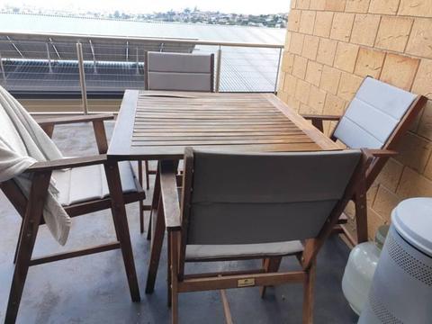 100 if gone today Outdoor/Patio Deck Setting Chairs Table