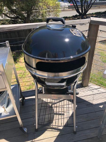 Landmann Charcoal BBQ and Pizza Oven
