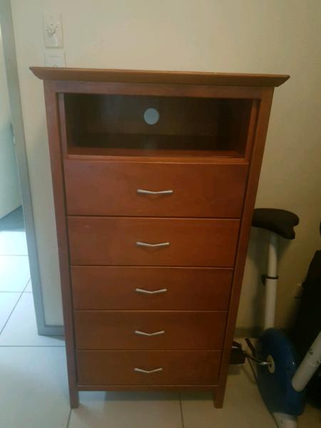 WOODEN TALL BOY/ TV UNIT WITH5 DRAWERS