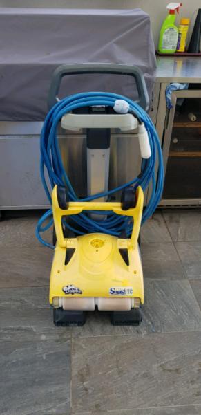 *Sold pending pick up* Maytronics Dolphin TC pool cleaner