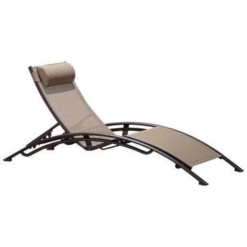 Two reclining lounge beach pool chair/Sun bed