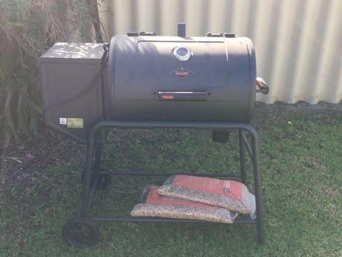 Fornetto Fumo Smoker BBQ (Yanni? Please text me again)