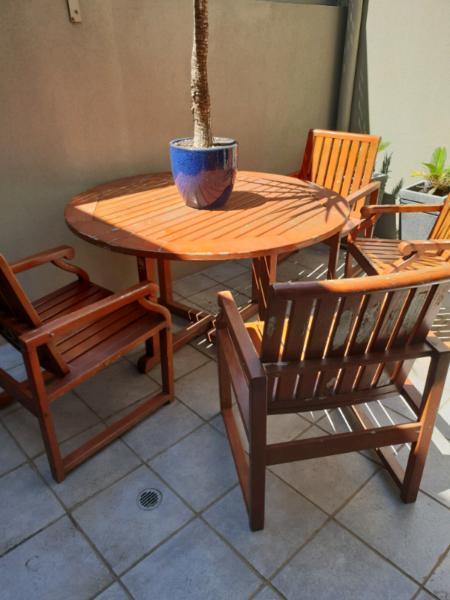 Solid Teak Outdoor Table With 4 Chairs!!!!