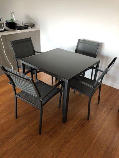Four Seater table and chairs EXCELLENT CONDITION