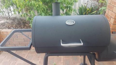 BBQ , SMOKER! Need to be sold ASAP