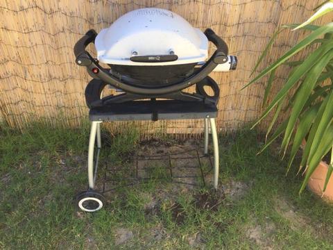 Weber Baby Q with Trolley