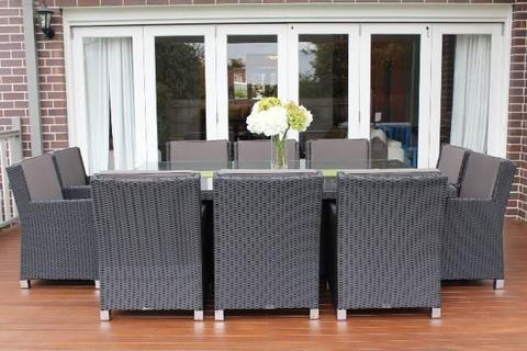 WICKER DINING SETTING,, EUROPEAN STYLED,B/NEW,10 SEATER