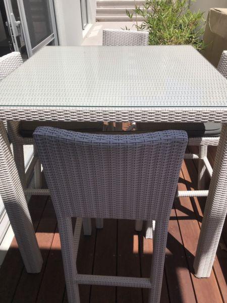 Outdoor Tall Table with Glass Top and 4 Tall Chairs