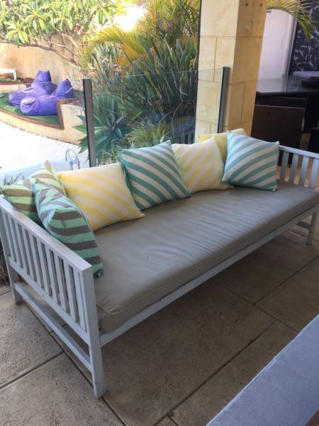 Outdoor day bed wood