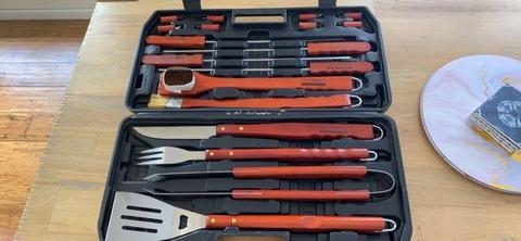 Gourmet Traditions 18 piece BBQ tool set