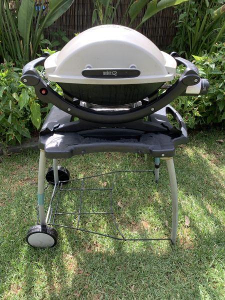 WEBER BABY Q100 GENUINE CART AND COVER