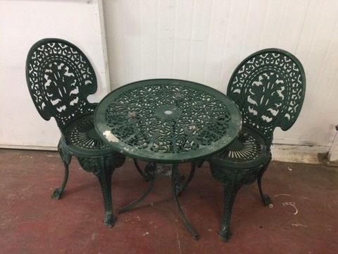 F3001 Cast Metal Outdoor Table and Chairs Set Garden