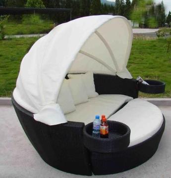 Outdoor Daybed with cushions