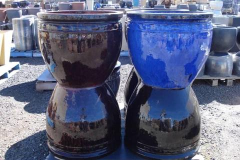 CHEAP AS CHIPS GARDEN POTS ON SALE. PRICES START FROM $15