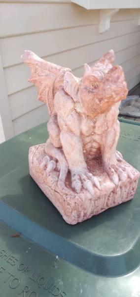 Welcome Gargoyle, Concrete Garden Statue Ornament. NEW