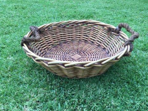 Large basket in excellent condition for only $5!