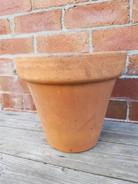 Medium italian made terracotta plant pot