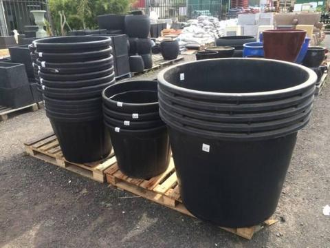 Buying second hand LARGE plastic pots