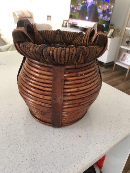 Cane pot plant holder