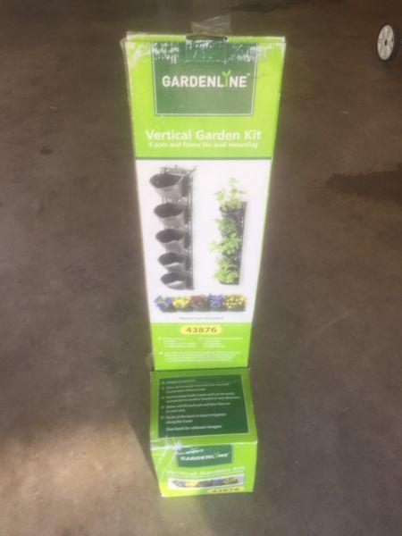 Vertical garden new in box