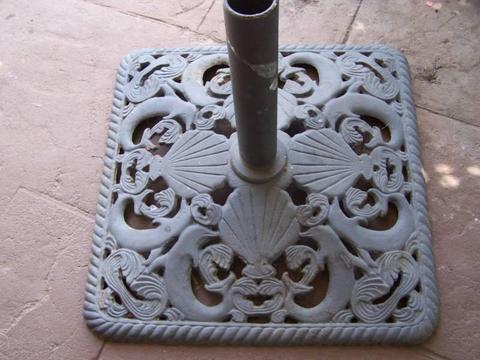 cast iron umbreella stand