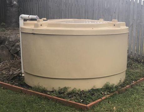 Rain water tank