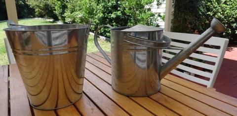 2X WATERING CAN 7.5 L & BUCKET SILVER GALVANIZED ALUMINIUM AS NEW